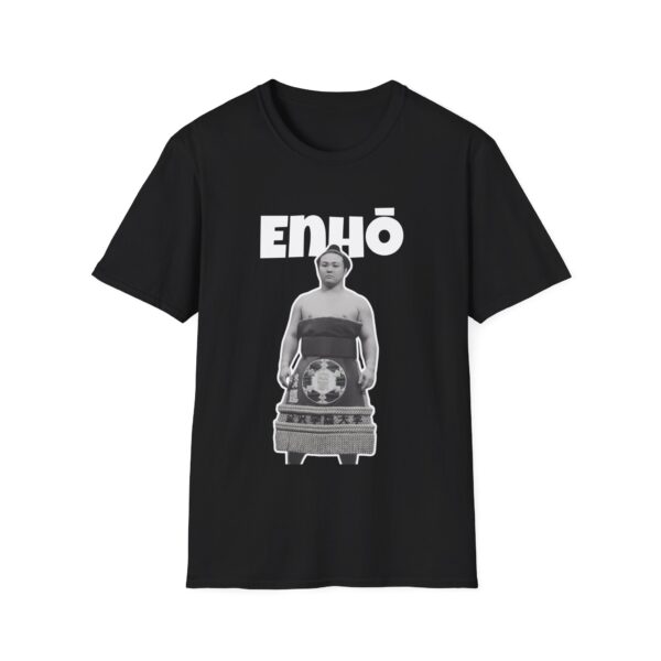 black T-shirt with the sumo wrestler Enhō Yūya (Enhō Akira)